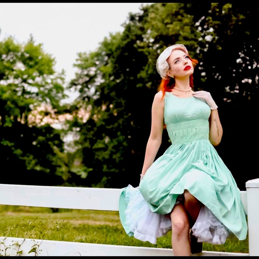AUTHENTIC VINTAGE 1950’s Swing Dress